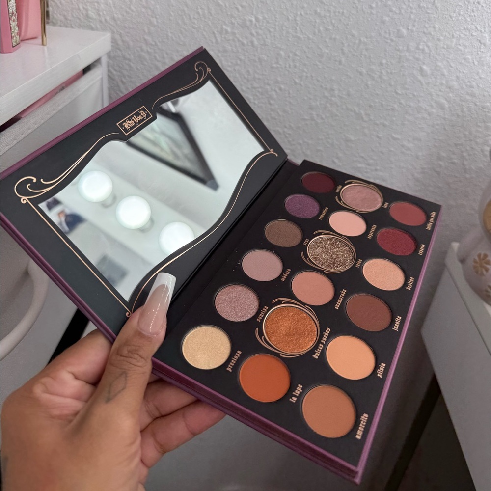 Kat Von D KVD LOLITA PURA VIDA PALETTE NEW!!! - Picture 2 of 4
